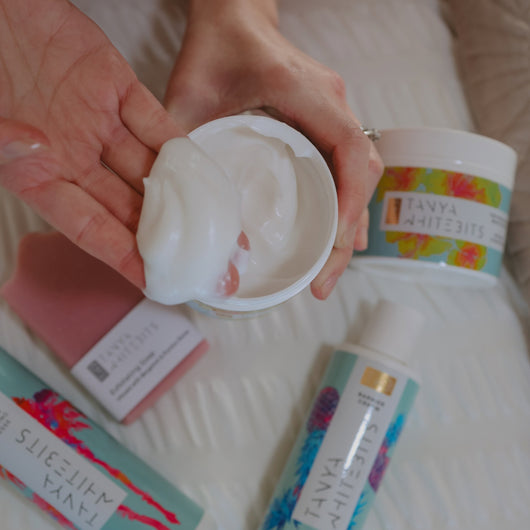 Tan Enhancing Moisturiser - Tanya Whitebits